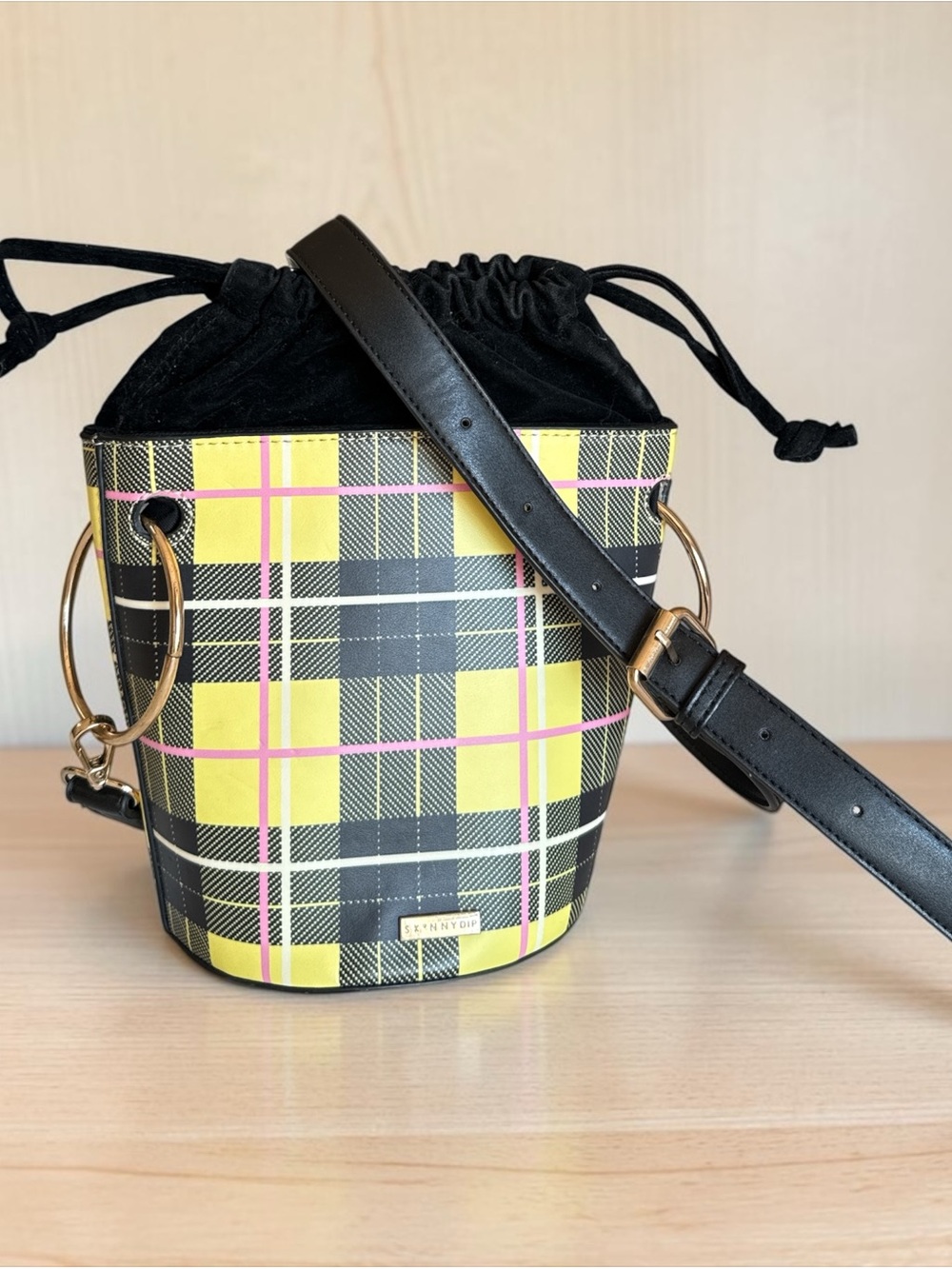 Skinnydip London Plaid Bucket Crossbody Bag Yellow Black Gold Hardware